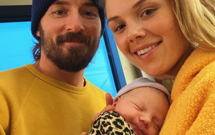 Mark Wystrach and Wife Welcome Baby Girl, Introduce Her to Fans