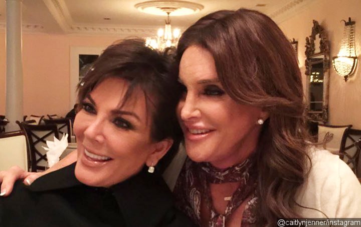 Caitlyn Jenner Relies on Ex-Wife Kris' Cookbook to Make Pasta Dinner