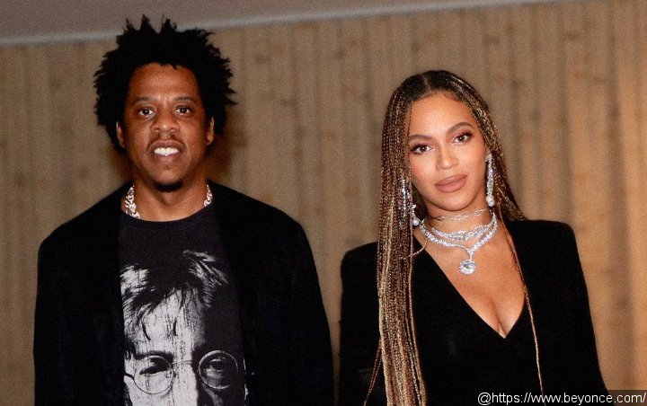 Golden Globes 2020: Beyonce and Jay-Z Show Up Late, Bring Their Own Champagne