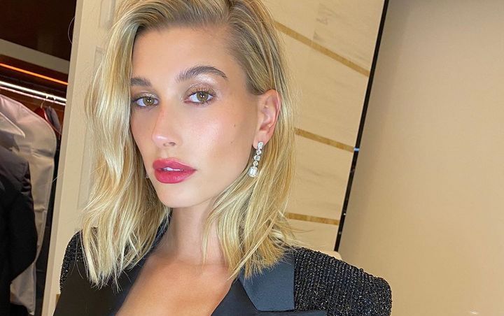 Hailey Baldwin Says Her Pinky Fingers Are 'Crooked and Scary' Due to Genetic Condition