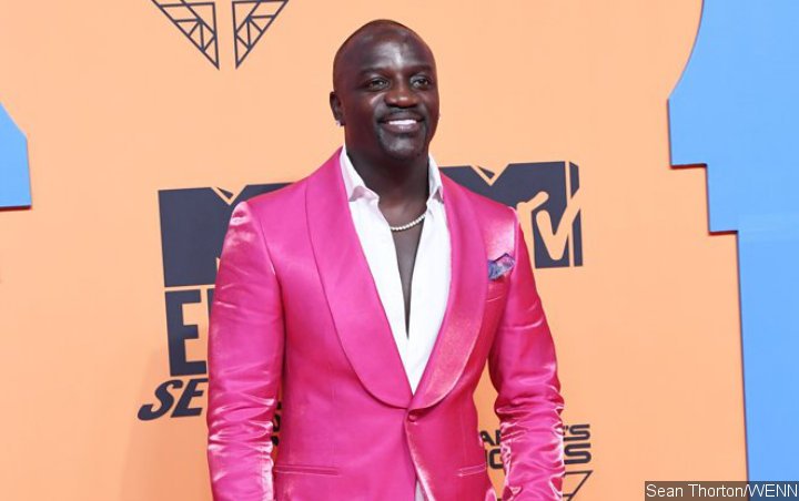 Akon 