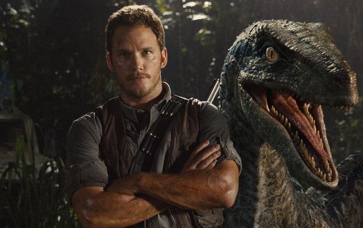 Chris Pratt Offers Roles in New 'Jurassic' Movie for Coronavirus Charity