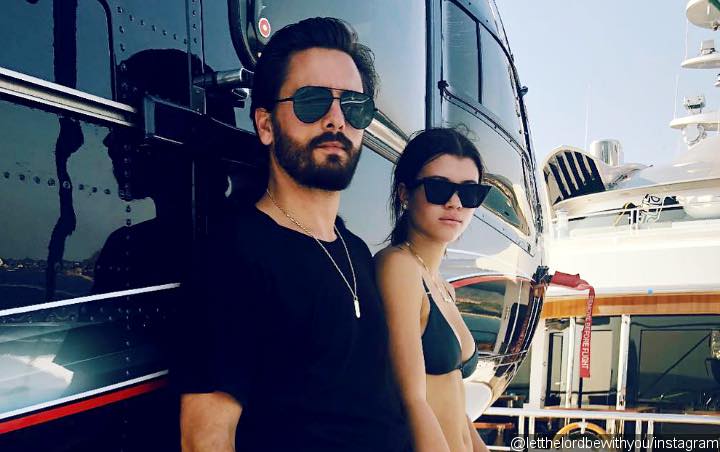 Sofia Richie Sparks Scott Disick Split Rumors After Spotted With Mystery Man