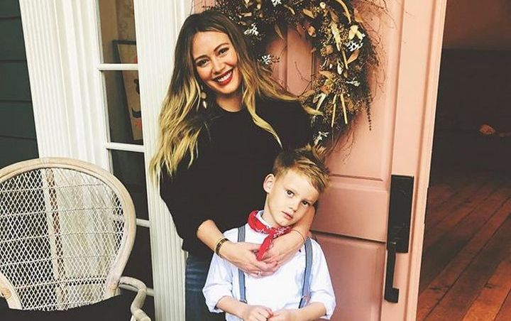 Hilary Duff Denies Child Abuse Accusations After Picture of Naked Son Went Viral