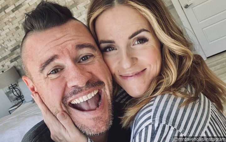 Author Rachel Hollis Split From Husband After 16 Years of Marriage