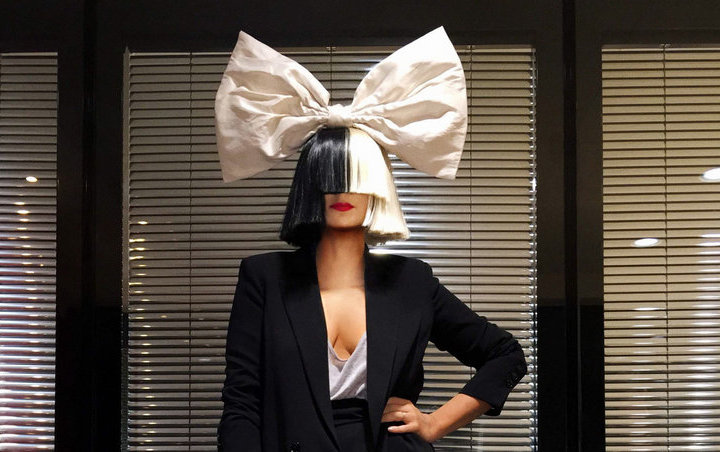 Sia Reveals Struggle With Suicidal Thoughts as She's Diagnosed With 'Complex PTSD'