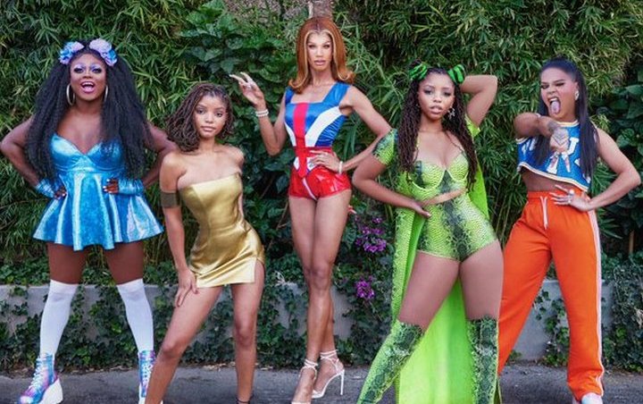 Chloe x Halle Channel Spice Girls With Drag Queens for GLAAD Performance