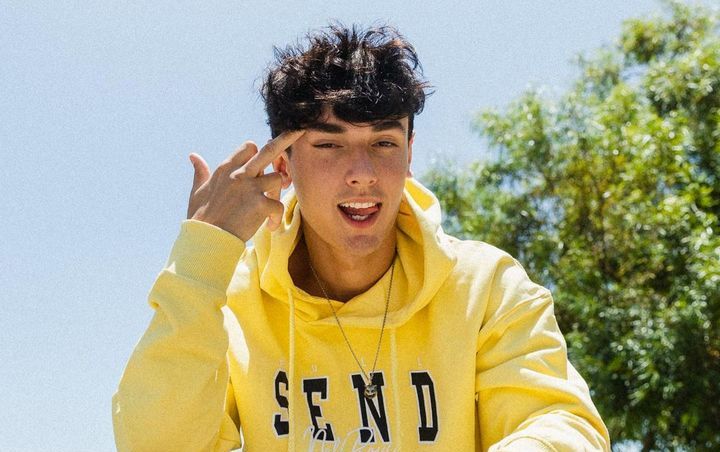 TikTok Star Bryce Hall Allegedly Beat Up Restaurant Staff After Being Asked to Stop Vaping