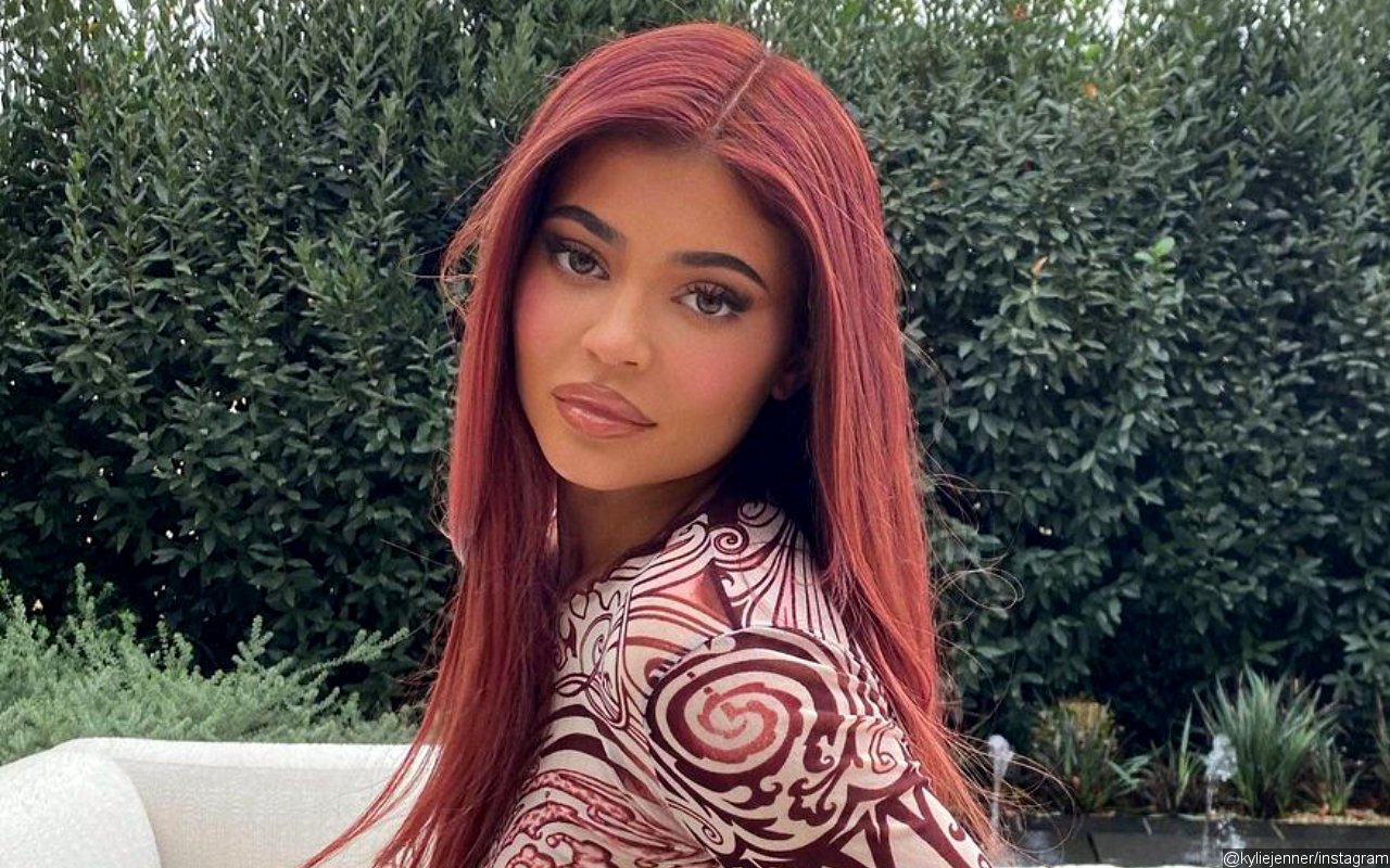 Kylie Jenner Embraces Her 'Cute' Natural Hair