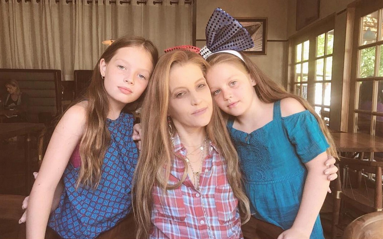 Lisa Marie Presley Awarded Joint Custody of Twin Daughters