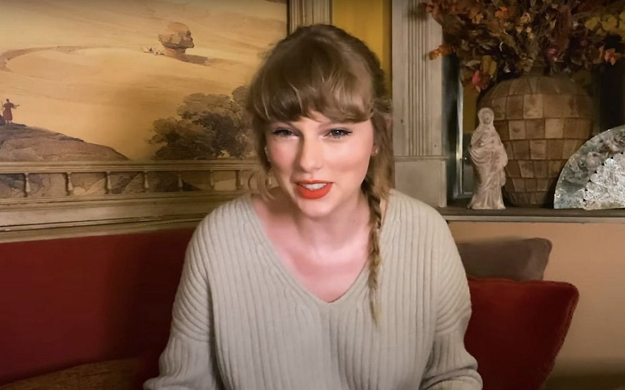 Taylor Swift Feels 'Great Amount of Gratitude' as She Looks Back at Her Musical Evolution  