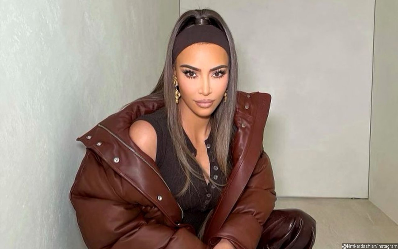 Kim Kardashian Jokingly Slams Hairdresser for Sharing Her Unflattering Pic of Falling Asleep