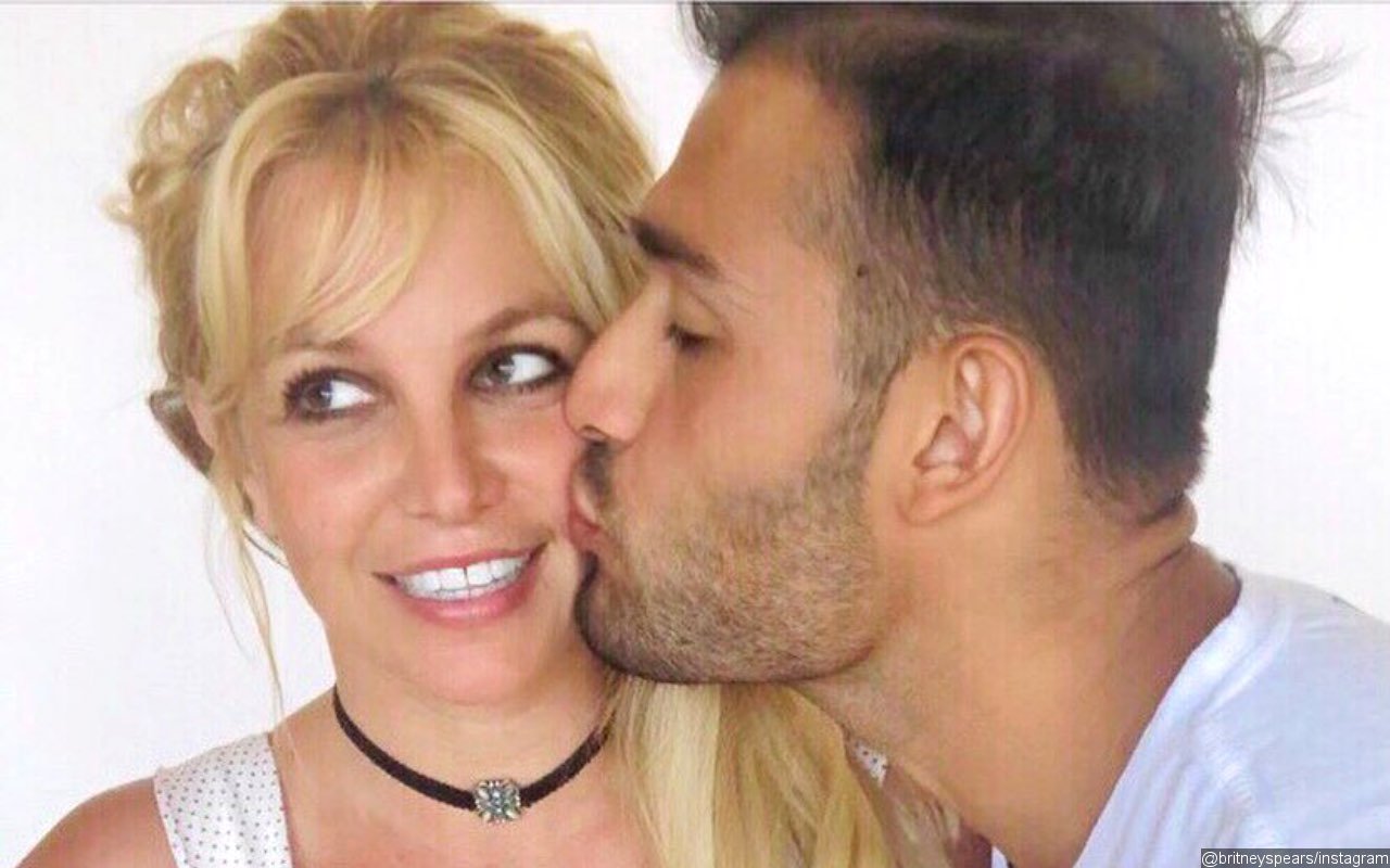 Britney Spears' Boyfriend Hopes to Take Relationship to Next Level With Baby