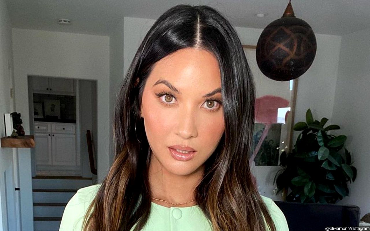 Olivia Munn Stresses on Importance of New Teen Vogue Editor Acknowledging Past Racist Tweets