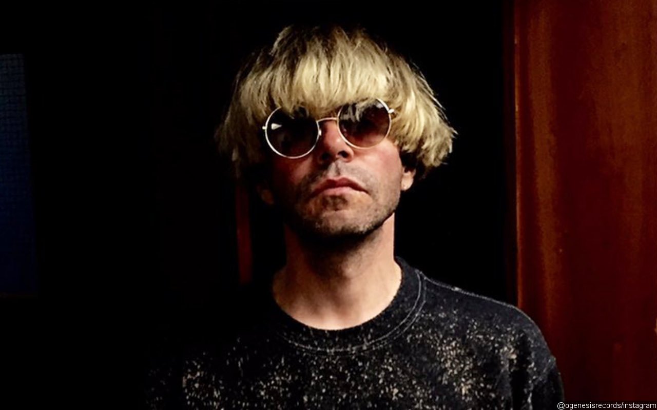 Tim Burgess Admits to Be Working on Solo Album During COVID-19 Lockdown
