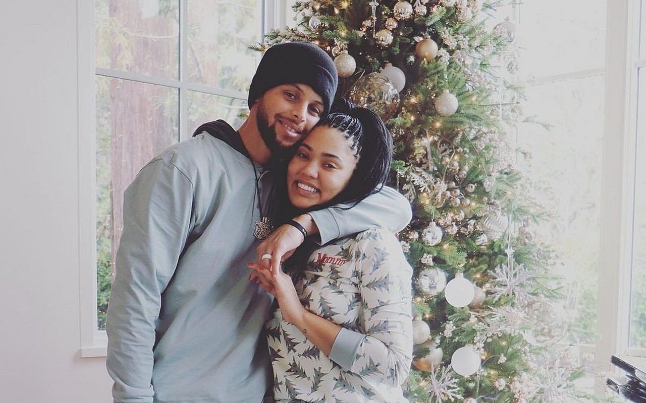 Stephen Curry's Wife Reacts as She's Called 'Moron' Over Comments About Israeli-Palestinian Conflict