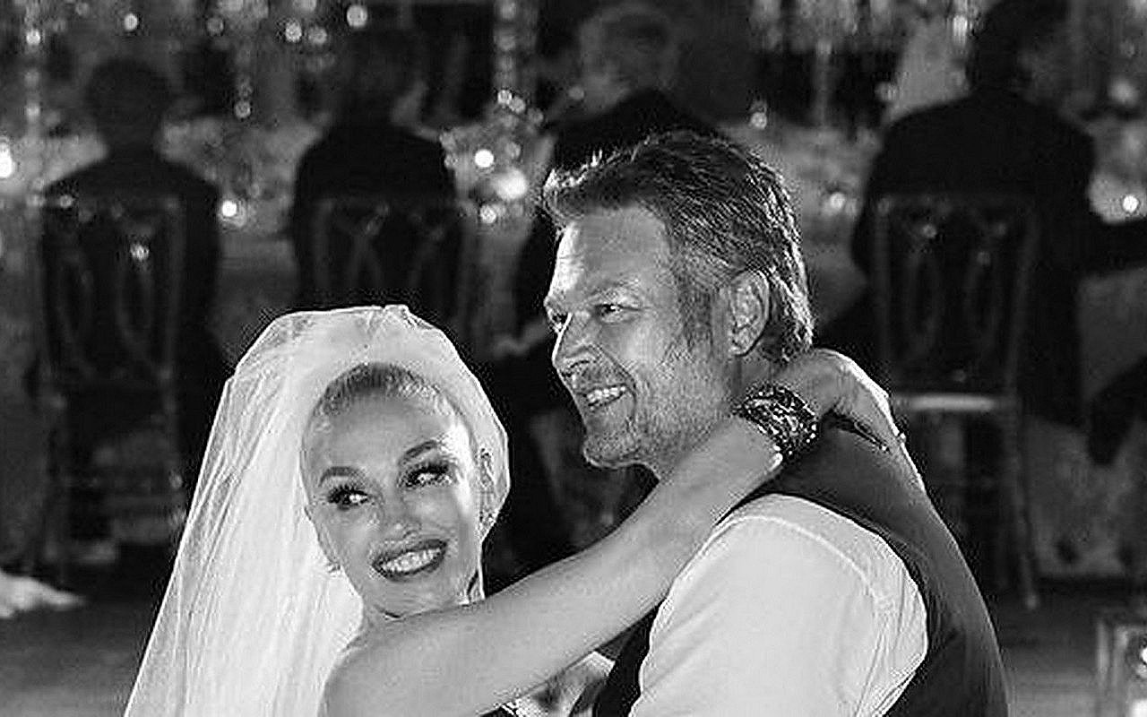 Blake Shelton Serenaded Gwen Stefani With His Wedding Vow During Romantic Nuptials