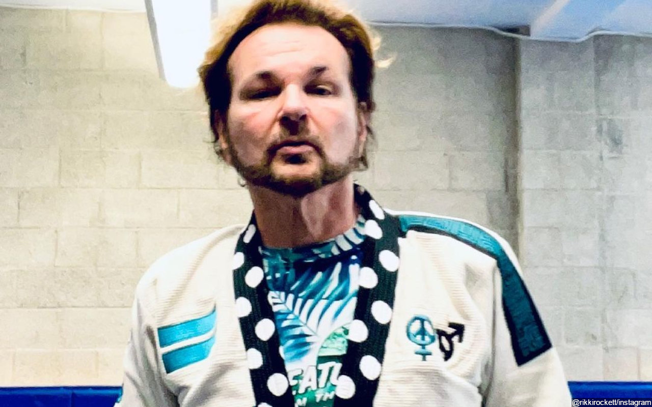 Poison Star Rikki Rockett Gives His Whole Family Covid, Suspects It's Delta Variant