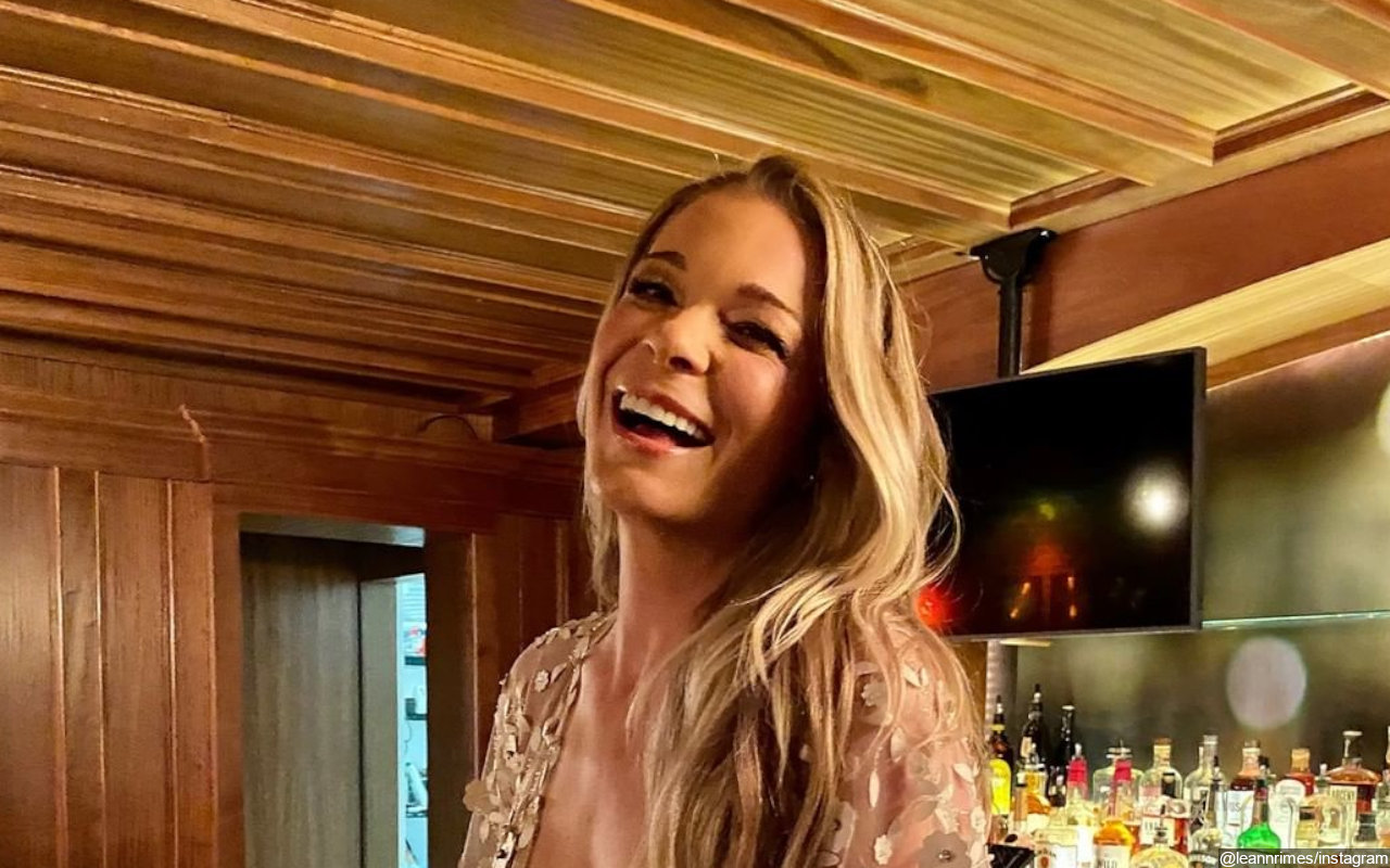 LeAnn Rimes Opens Up About 'Traumatic' Childhood Stardom