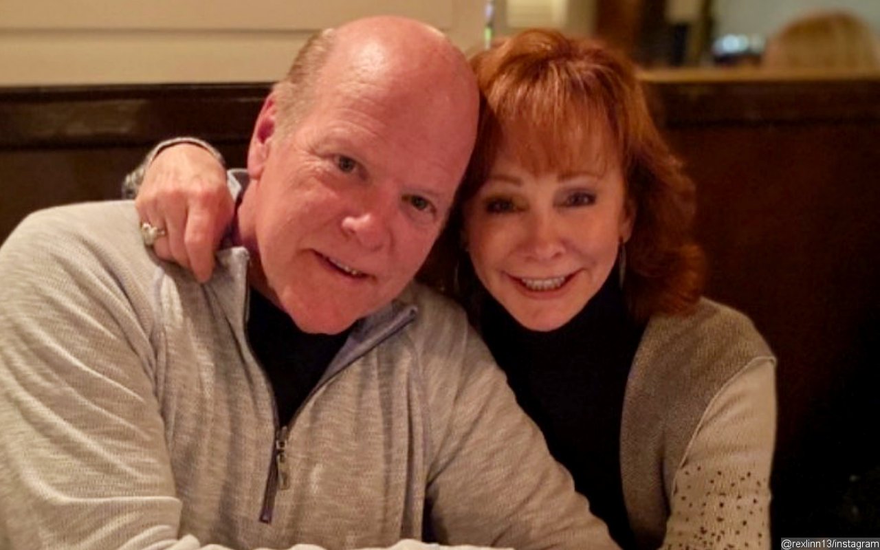 Reba McEntire Says 'It's Not Fun' as She and Beau Rex Linn Got COVID-19 Despite Being Vaccinated