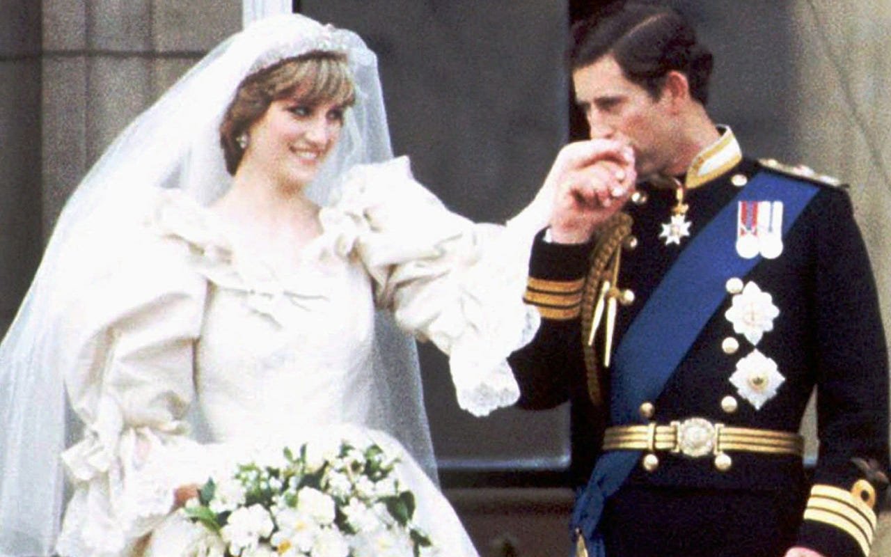 Princess Diana and Prince Charles' Wedding Cake Sold for $2K After Bidding War