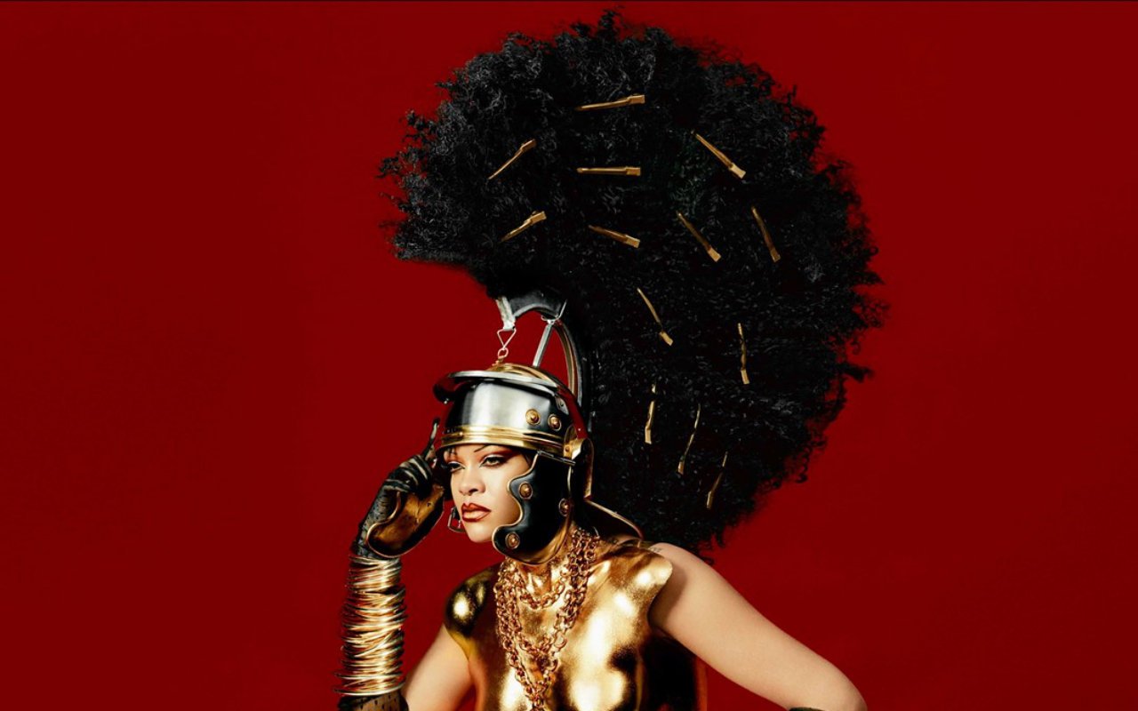 Rihanna Channels Medusa, Goes Naked for New Editorial 
