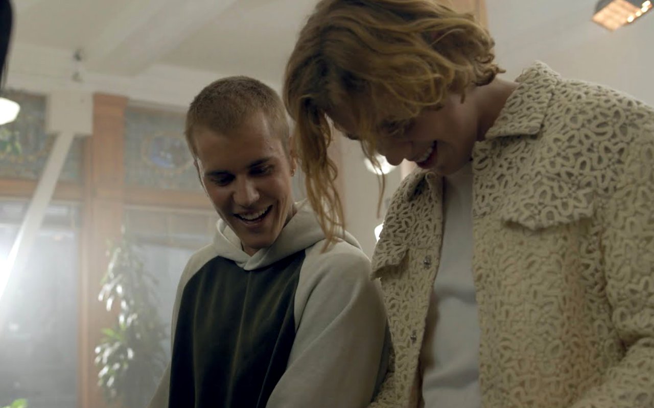 Justin Bieber and The Kid Laroi Score 7th Week Atop Billboard Hot 100 With 'Stay'