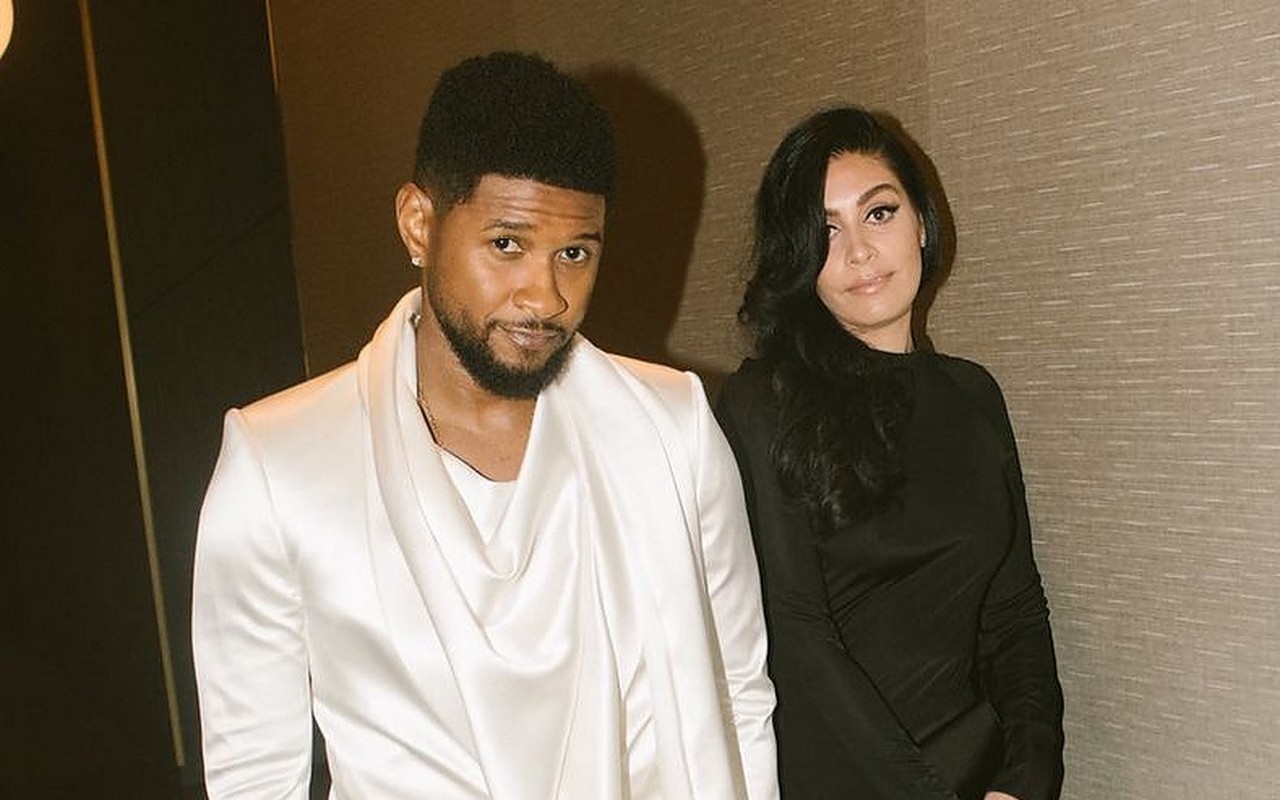 Usher Welcomes Baby Boy With Girlfriend Jenn