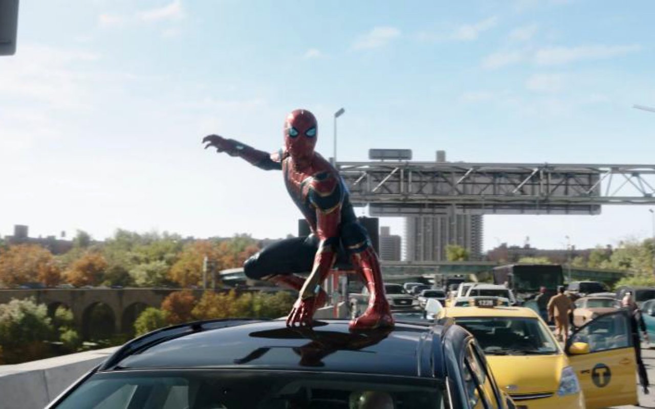 Tom Holland Has Witty Response to 'Spider-Man: No Way Home' CGI Complaints