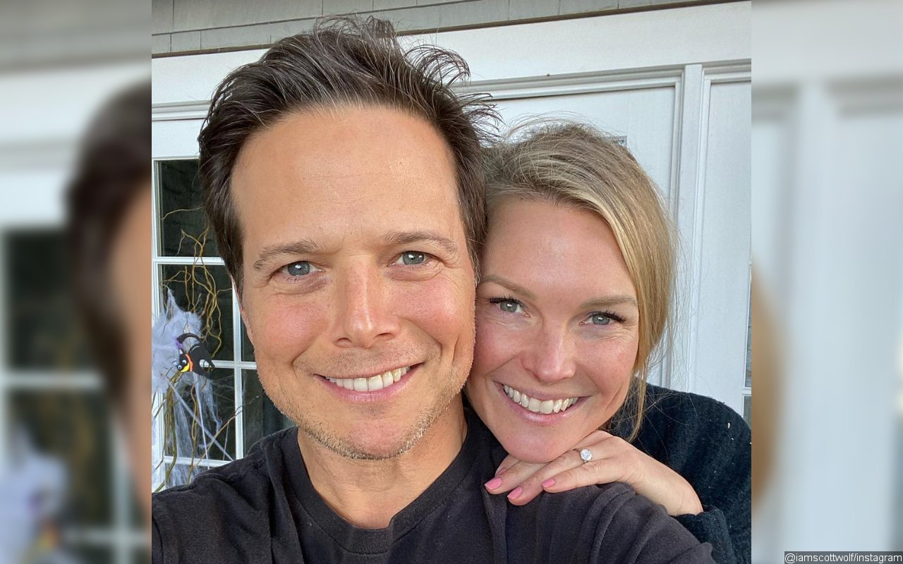 Scott Wolf Thankful to Restaurant Patrons for First Encounter With His Wife