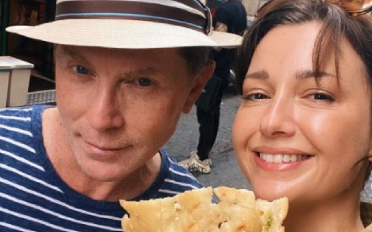 Bobby Flay Goes Public With GF Christina Perez One Month After Keeping Her Identity a Secret