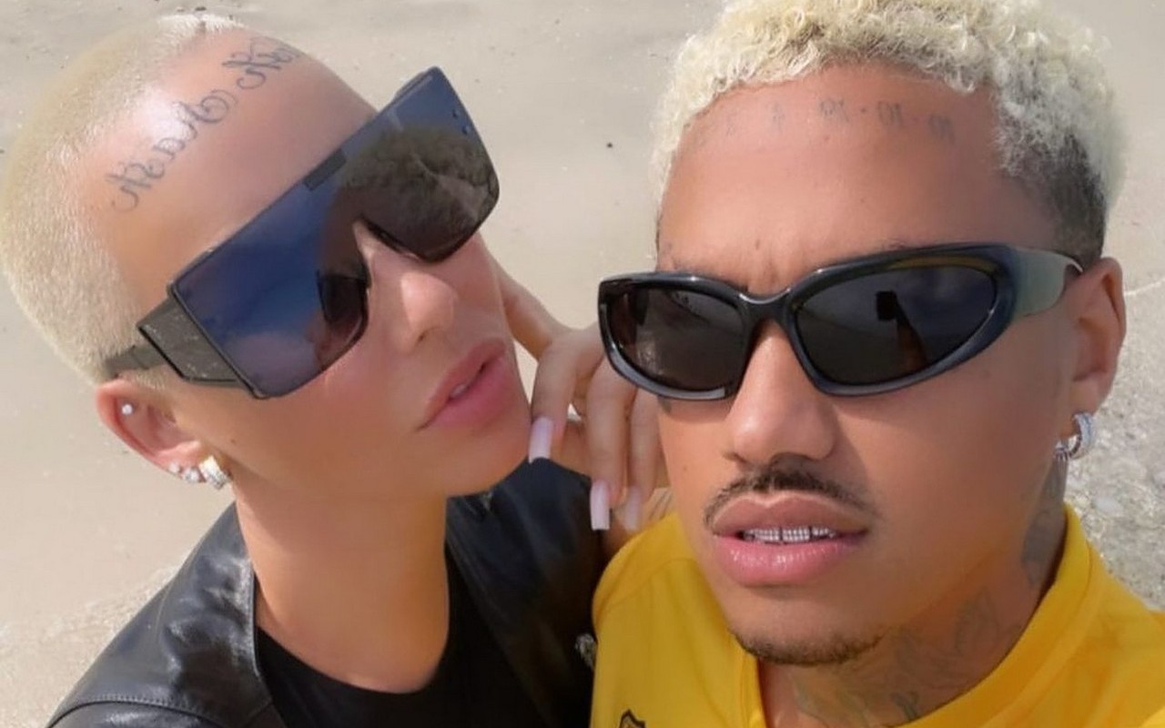 Amber Rose Gets Back Together With Cheating Baby Daddy During Dubai Getaway
