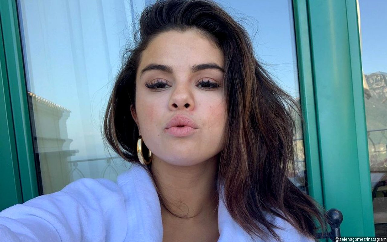 Selena Gomez Explains How Social Media Hiatus Help Her Cope With 'Depression and Anxiety'