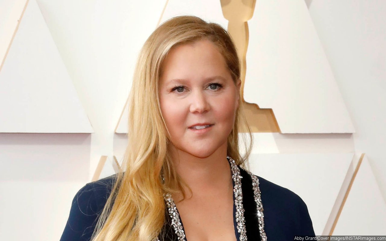 Amy Schumer Cancels Performance at 'Netflix Is a Joke' Festival After Testing Positive for COVID-19
