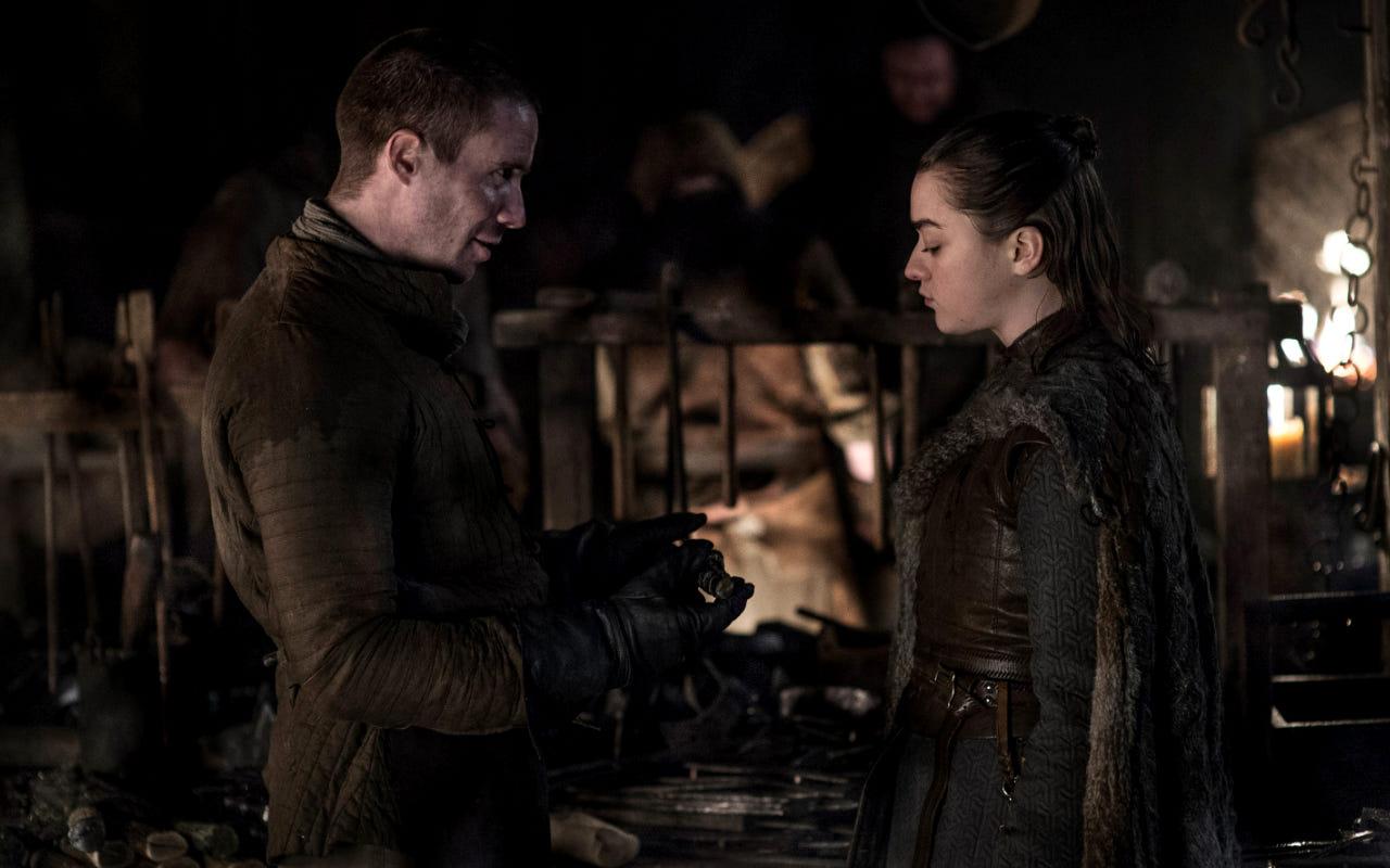Maisie Williams Surprised by Arya's Sex Scene on 'Game of Thrones': I Thought She Was Queer
