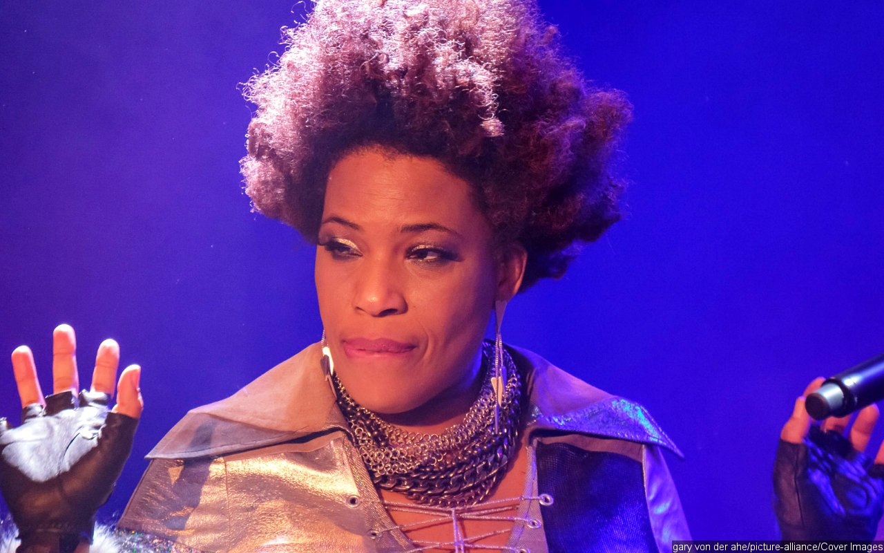 Macy Gray Claps Back at Critics Sending Her Threats After Her Anti-Trans Comments