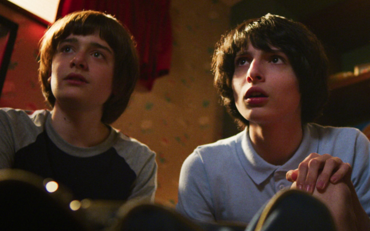 'Stranger Things' Star Noah Schnapp Confirms Will Byers Is '100 Percent' Gay 