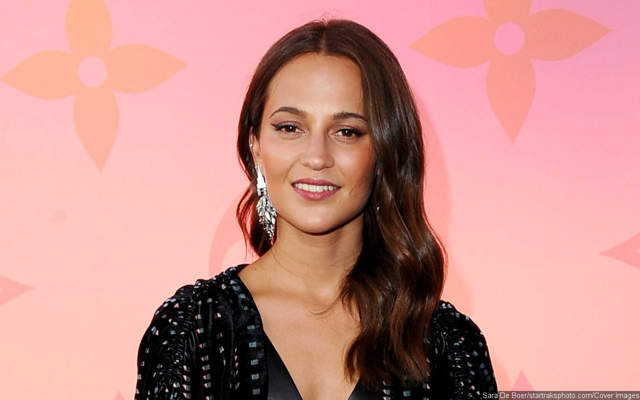 Alicia Vikander Details 'Extreme, Painful' Miscarriage Before Welcoming Son With Michael Fassbender