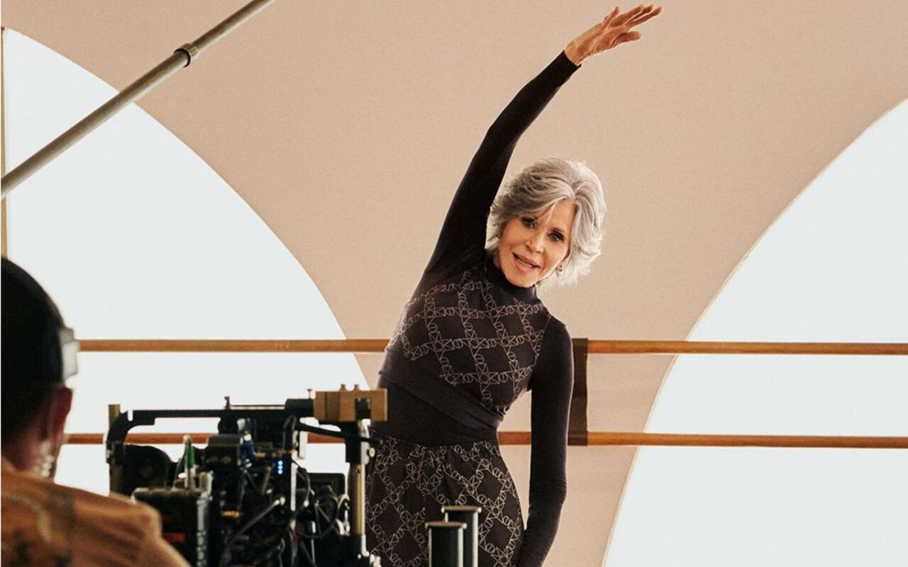 Jane Fonda Filmed Her Renowned Workout Video With 'No Money'