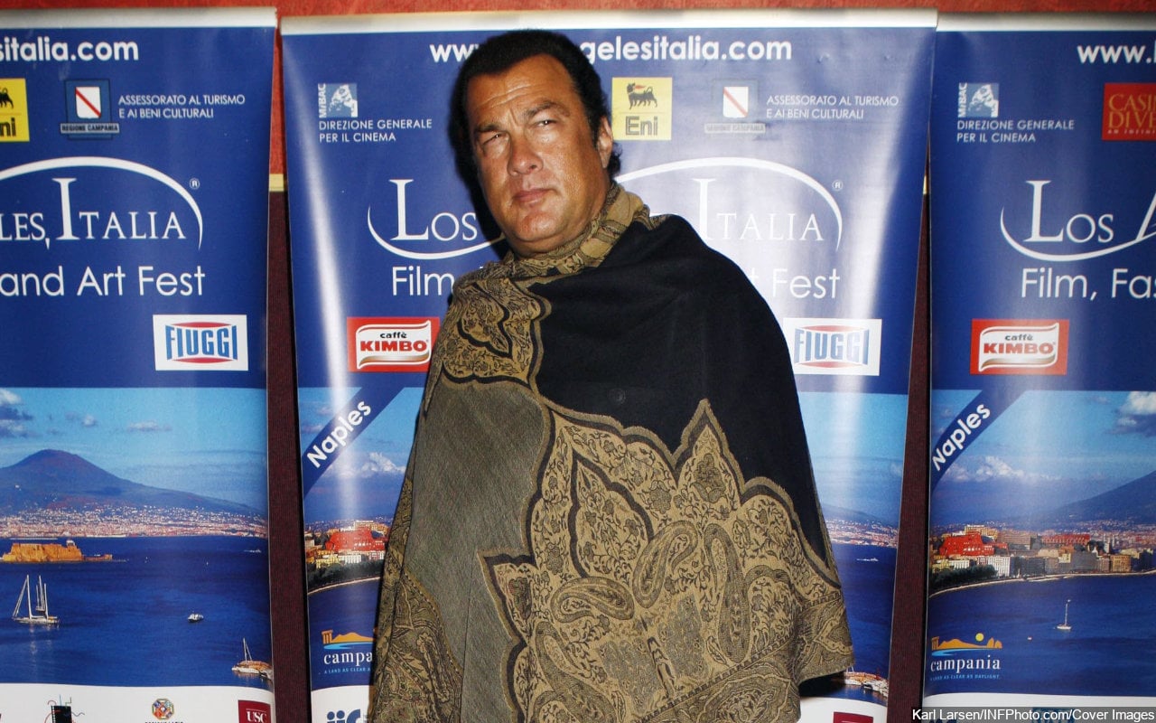 Steven Seagal Pictured at Russian Jail After 50 Ukrainians Were Killed There