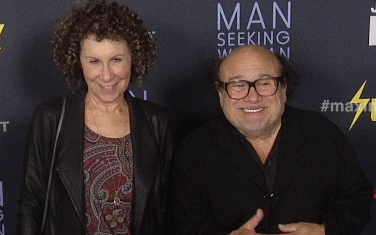 Rhea Perlman Is 'Proud' of Her Nontraditional Family With Danny DeVito