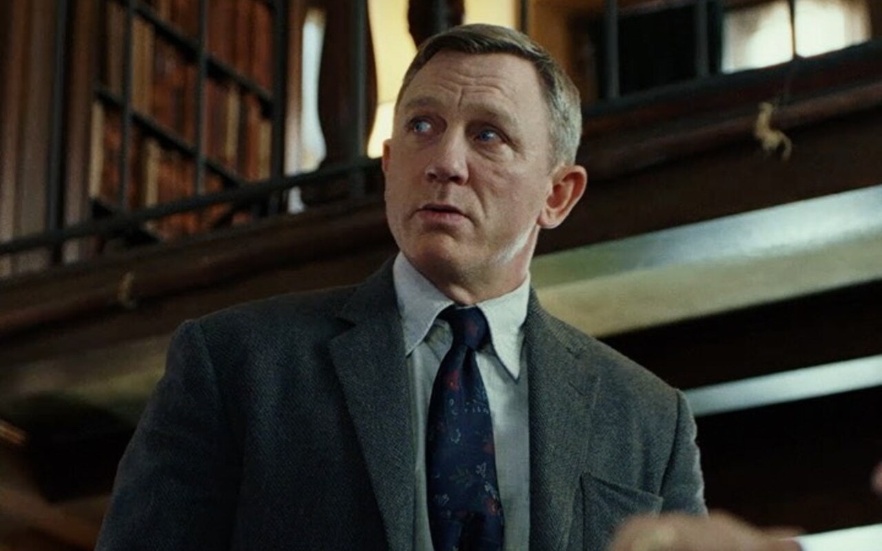 Daniel Craig Credits James Bond Role With Helping Him to Prepare for 'Knives Out 2'