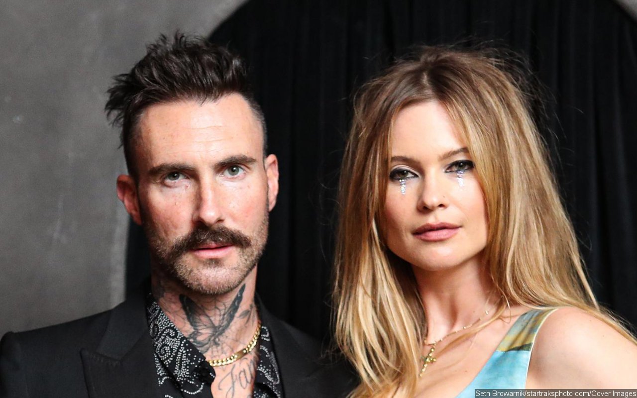 Adam Levine Joined by Wife Behati Prinsloo at His First Live Show Since Cheating Scandal