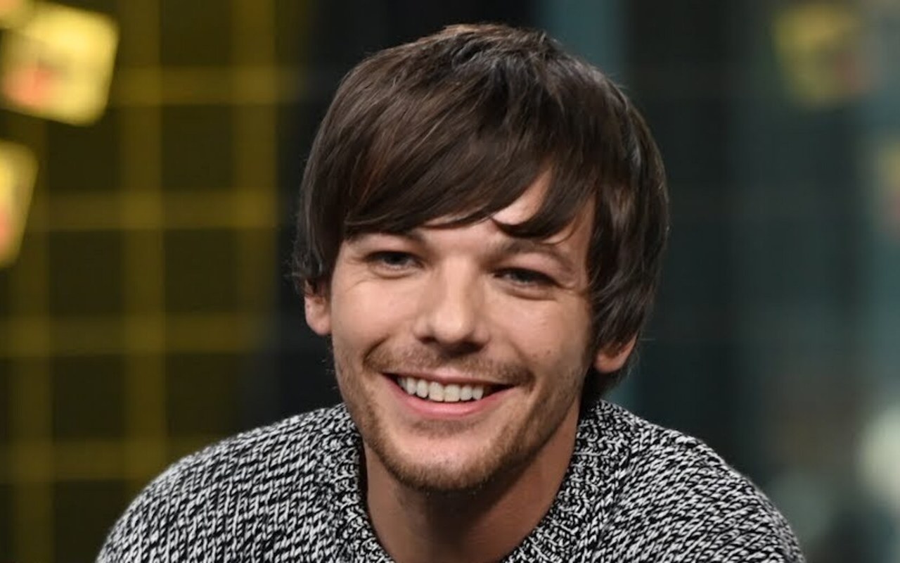 Louis Tomlinson Drops Expletives as He Slams 'Greedy' Stars for Charging Fans for Meet and Greet