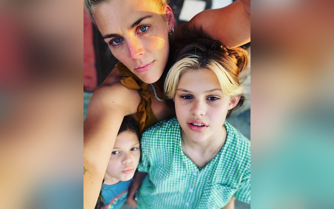 Busy Philipps Offers Tips for Cooking With Kids