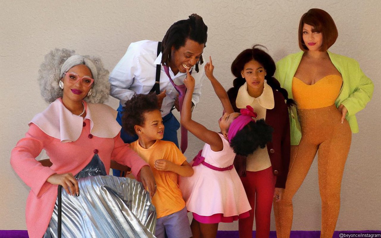 Beyonce, Jay-Z and Their Three Kids Pose Together as Proud Family for Halloween 