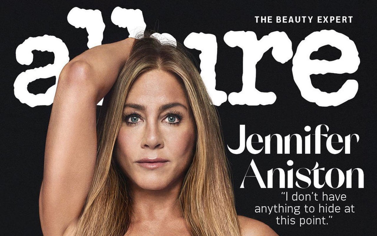 Jennifer Aniston's Fans Blast Allure Magazine for Allegedly Photoshopping Her Face 'Too Much'