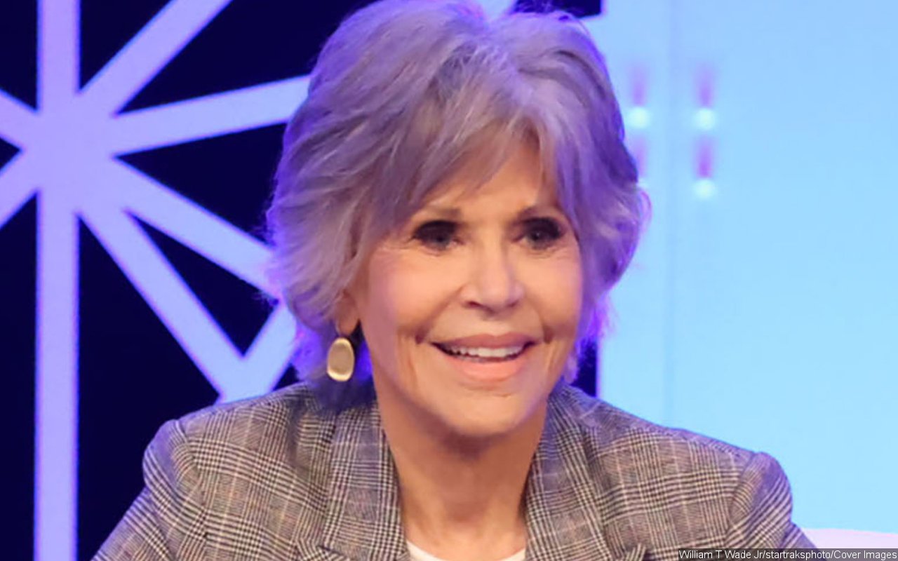 Jane Fonda Urges Young People to Not Fear Getting Older