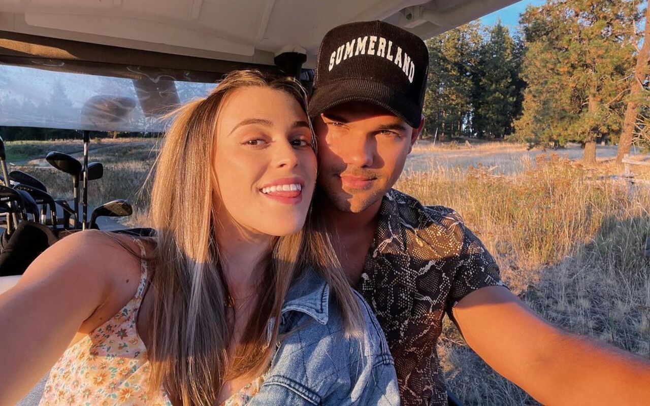 Taylor Lautner Marries Fiancee at California Winery 