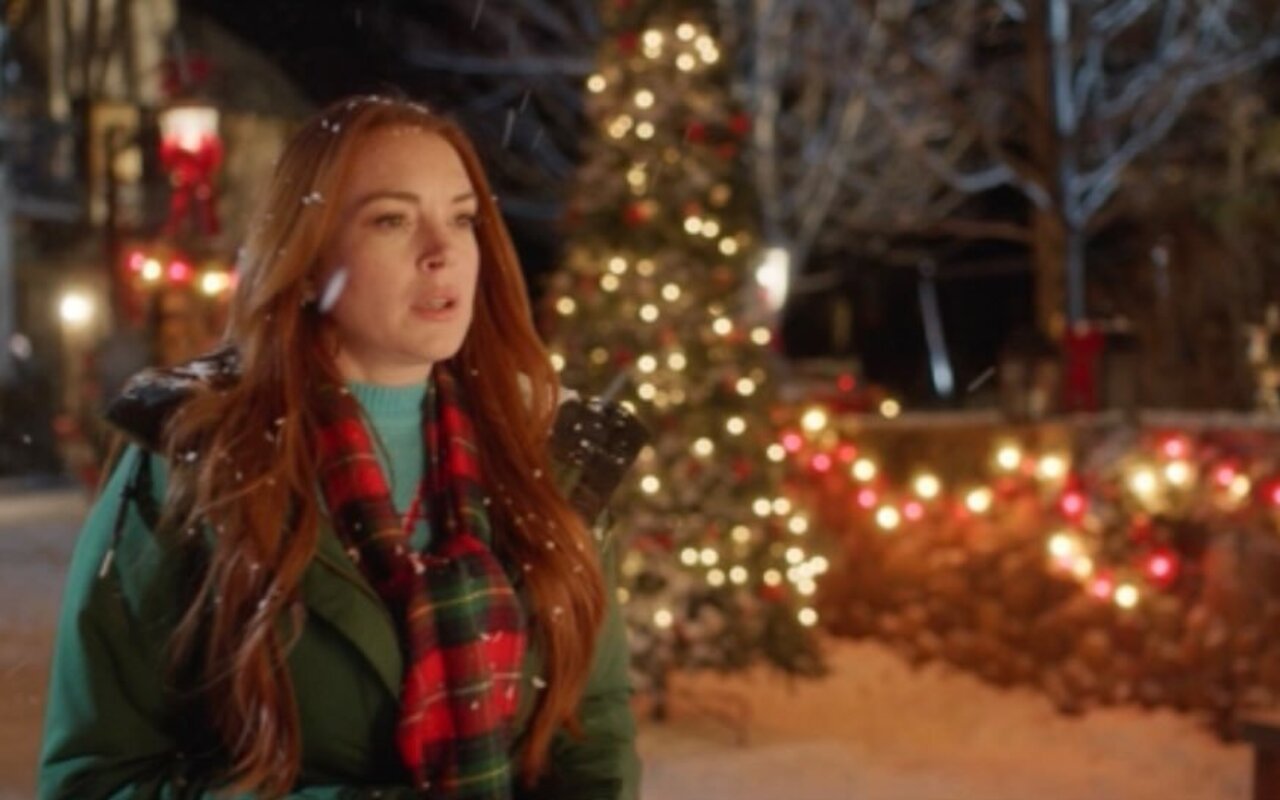 Lindsay Lohan Performed Her Own Stunts in 'Falling for Christmas'